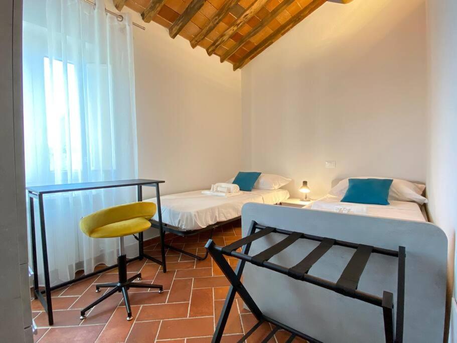 Viaggiare Smart Wi-Fi, Tv Hd, Spazio Di Lavoro, Parcheggio Gratuito Nella Struttura, Capannori Bagian luar foto