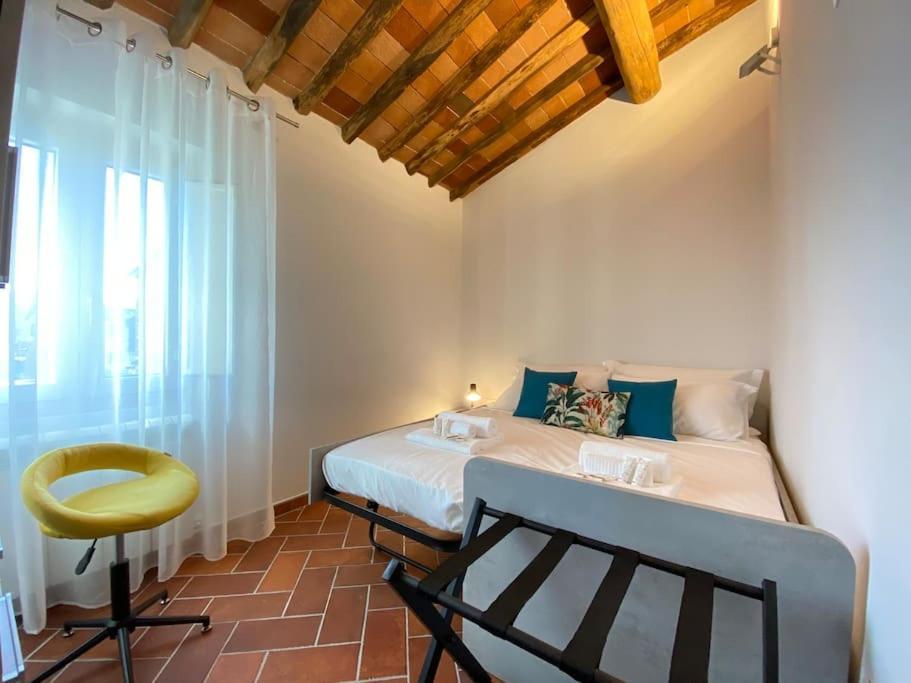 Viaggiare Smart Wi-Fi, Tv Hd, Spazio Di Lavoro, Parcheggio Gratuito Nella Struttura, Capannori Bagian luar foto